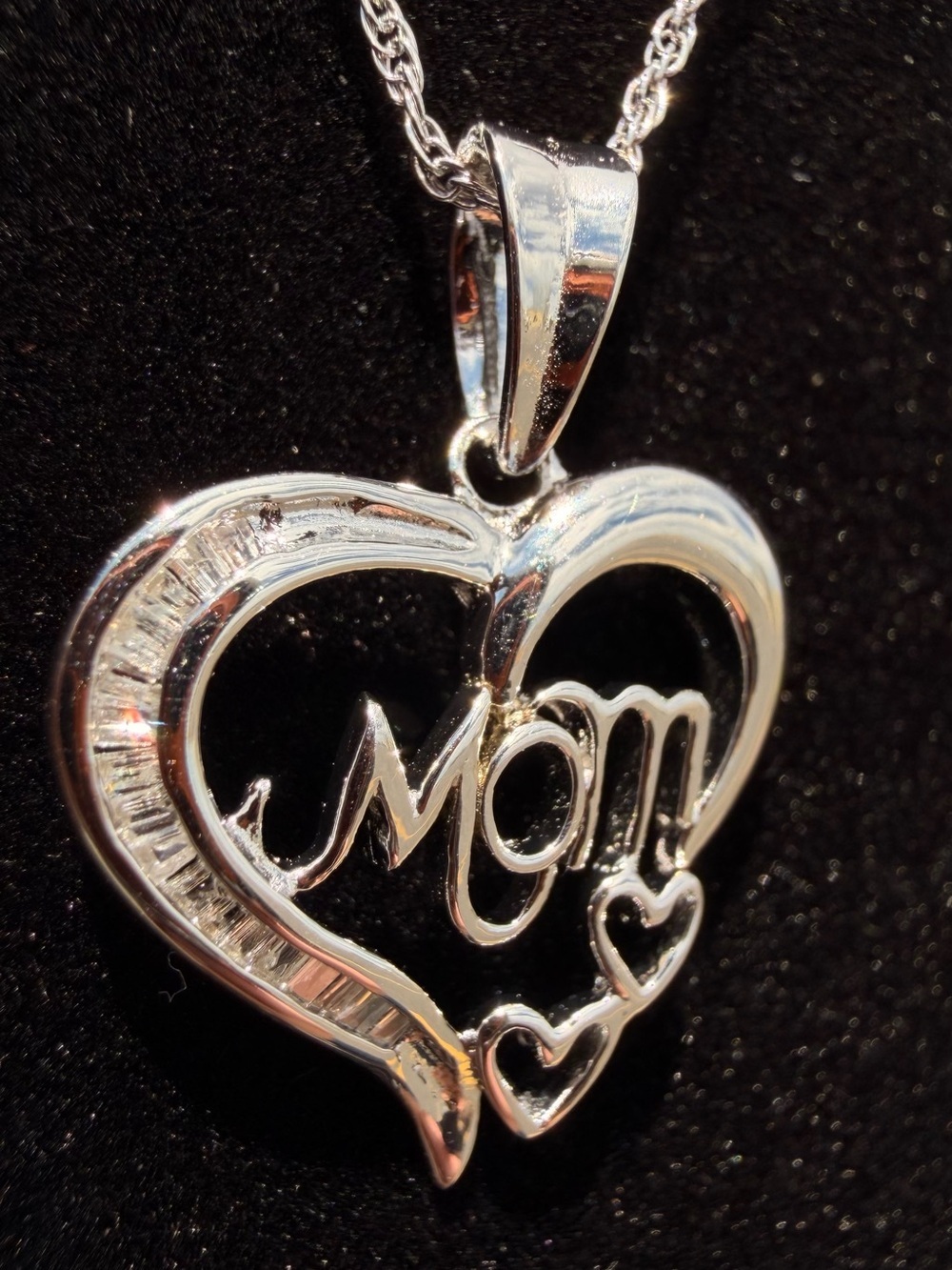 Diamond Mom Heart Necklace 0.12 CTW 14K White Gold Over Sterling 18” - Picture 2 of 10
